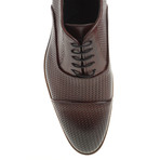 Weave Embossed Oxford // Claret Red (Euro: 40)