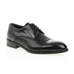 Embossed + Dotted Derby // Black (Euro: 45)