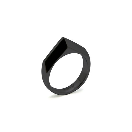 Ca Pique Ring // Black Rhodium (Size 7)