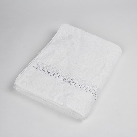 Terry Bath Towel + Pied De Poule Embroidery (White + Navy Blue + Manhattan Gray)