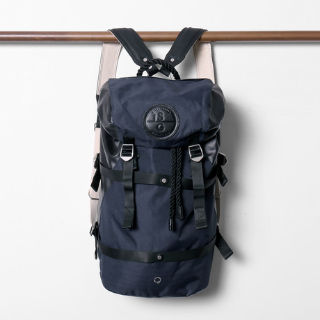 Conn Laptop Backpack // Navy