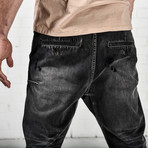 Mr Browns // Black Van (30WX32L)