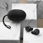 BeoPlay E8 (Charcoal Sand)