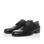 Classic Lace-Up Derby // Black (Euro: 39)