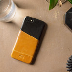 Metro // Caramel + Raven (iPhone X)