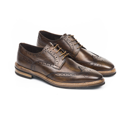 Perforated Wingtip Derby // Buff (Euro: 39)