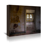 Room Chair (5"W x 7"H x 1"D)