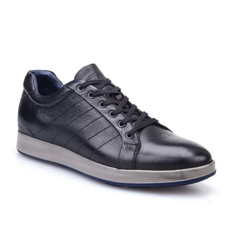 Juneau Shoe // Black (Euro: 39)