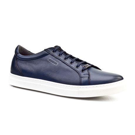 Trenton Shoe // Navy (Euro: 40)