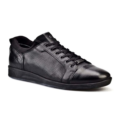Columbus Shoe // Black (Euro: 39)