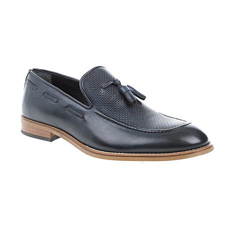 Perforated Tassel Loafer // Navy Blue (Euro: 40)