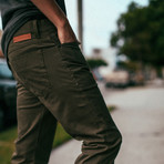 Mercer Slim Straight Twill Pant  // Olive (29WX30L)