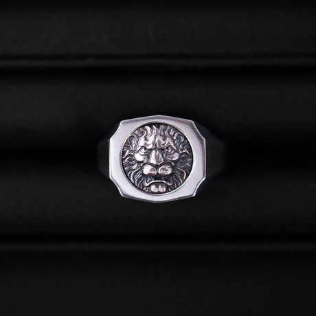 Trophy Ring // Lion // Silver (Size 54)