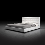 Thompson Bed // White (Queen)