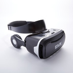 Focus // Smartphone VR Headset