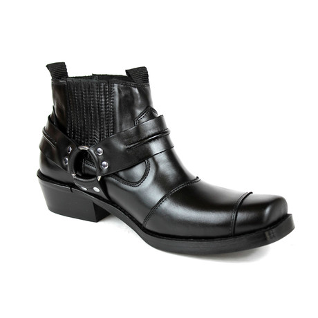 Performance Boots // Black + Protection (US: 7)