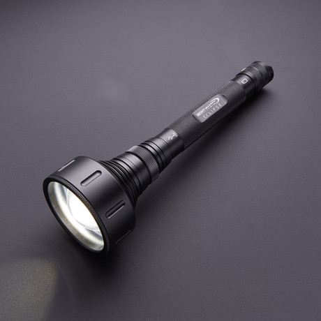 Eclips 1000 // LED Hunting Flashlight (White LED)