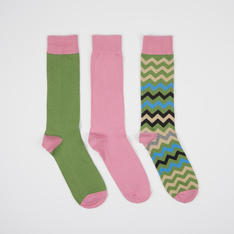 Pink Colorvron Crew Socks // 3 Pairs