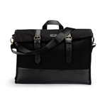 The Modern Messenger Bag // Black