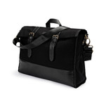 The Modern Messenger Bag // Black