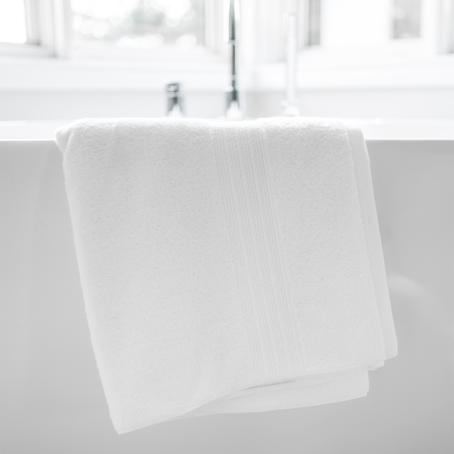 Alfred Sung SOHO Collection // Bath Towel // Set of 2 (Blue) - Alfred ...