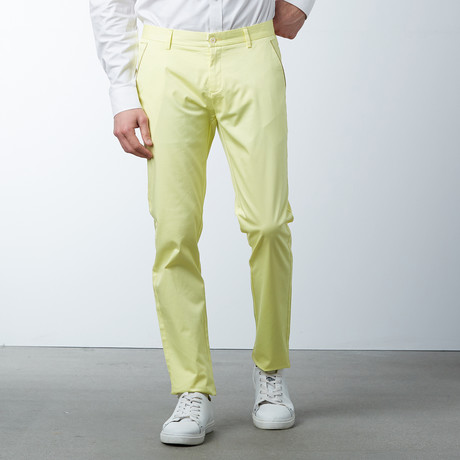 Comfort Fit Casual Chino Pant // Lemon (30WX32L)