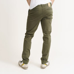 Chino // Olive Green (36WX32L)