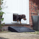 Microchip Pet Door Connect + SureFlap Hub