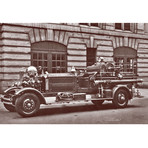 Fire Engine Vintage // Ahrens Fox 1925 N-S-4 1:24 // Die-Cast Car // Premium Display