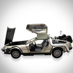 Back To The Future // Delorean Time Machine 1:18 // Die-Cast Car // Premium Display