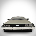 Back To The Future // Delorean Time Machine 1:18 // Die-Cast Car // Premium Display