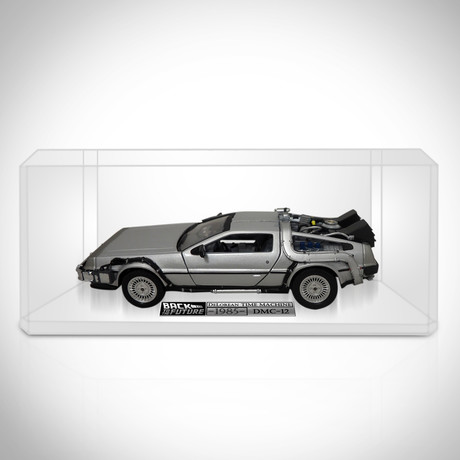 Back To The Future // Delorean Time Machine 1:24 // Die-Cast Car // Premium Display