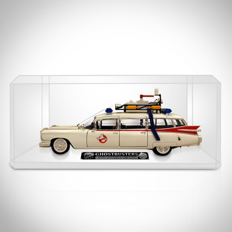 Ghostbusters // Ecto 1 1:18 // Die-Cast Car // Premium Display