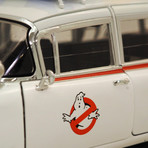 Ghostbusters // Ecto 1 1:18 // Die-Cast Car // Premium Display