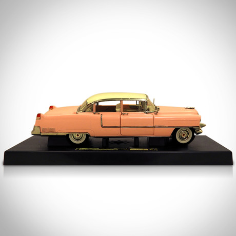 Elvis Presley // 1955 Cadillac Fleetwood 1:18 // Die-Cast Car // Premium Display