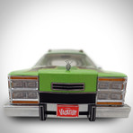 National Lampoon's Vacation // 1979 Family Truckster 1:18 // Die-Cast Car // Premium Display