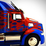 Transformers // Optimus Prime 1:24 // Die-Cast Car // Premium Display