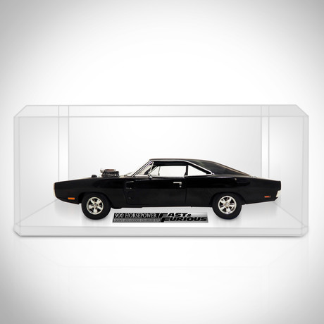 Fast & Furious // Dom's 1970 Dodge Charger R/T 1:18 // Die-Cast Car // Premium Display
