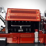 Fire Engine Vintage // Ahrens Fox 1925 N-S-4 1:24 // Die-Cast Car // Premium Display