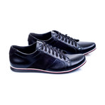 Striker Shoes // Black (Euro: 44)