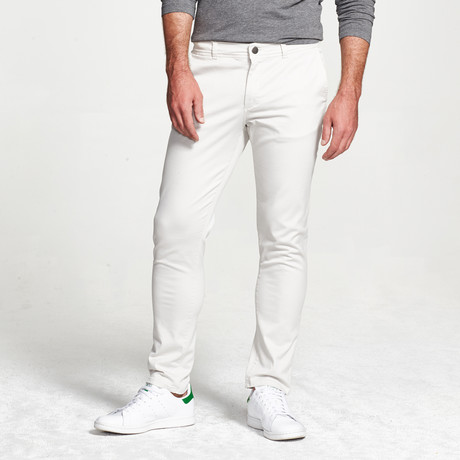 Duke Slim Chino // Bone (28WX32L)