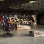 Ferrino // Gaming Chair // Black + Pink
