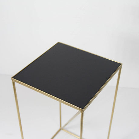 Tyle Table // Gold (Black Tyle)