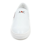 Anil Bordino // White (US: 7.5)