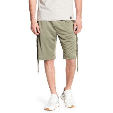 Solid Short // Olive (S)