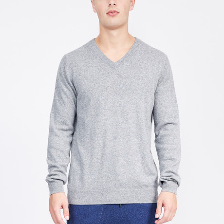 Classic V-Neck Cashmere Sweater // Granite (S)