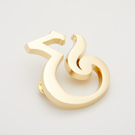 Ainsley Ampersand Lapel Pin // Gold