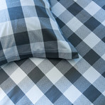 Buffalo Check Woven Herringbone Comforter // Black + Charcoal (Twin / Twin Extra Long)