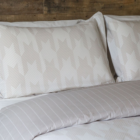 Houndstooth Print Cotton Percale Duvet Cover // Tan + White (Full / Queen)