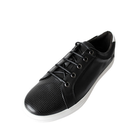 Lace-Up Sneaker // Black (Euro: 40)